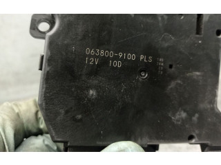 Блок управления 0638009100, 87106K0060   Toyota Yaris