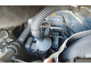 Jednotka ABS 476606853R   Renault Clio IV 2012