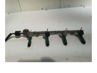 Vstřikovací lišta V1AZA52   Hyundai Santa Fe     