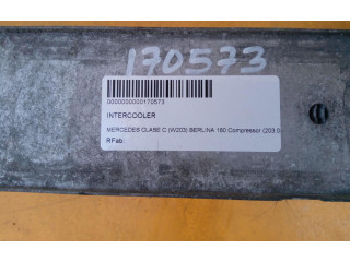 Интеркулер  A2035000500Q3   Mercedes-Benz C W203 