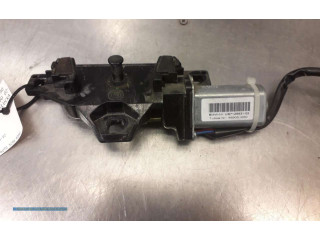 Замок багажника     BMW 5 E60 E61 2004 - 2010 года
