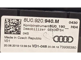 Панель приборов 8U0920940M   Audi Q3 F3       