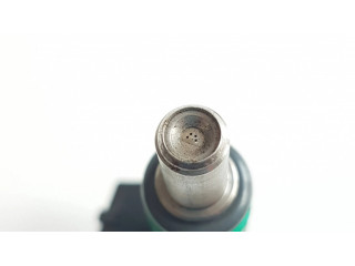 Форсунка 7525721, 3013B00591    BMW 7 E65 E66 для бензинового двигателя  4.5
