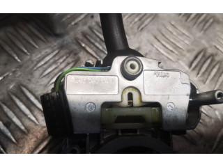 Ручка стеклоочистителей 2035450410, A2035450410   Mercedes-Benz C W203