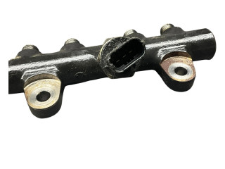 Vstřikovací lišta 175215346R, H8201157327   Renault Clio IV     
