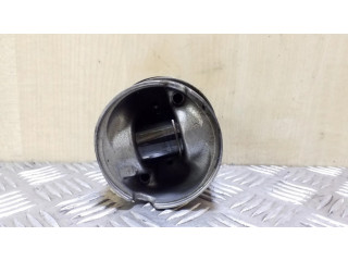Píst 0840ZU   BMW 5 F10 F11  pro naftový motor 2.0  