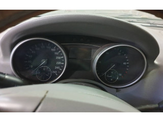 Přístrojová deska  Mercedes-Benz ML W164 2005 A1645402547  