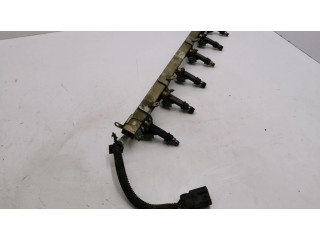 Vstřikovač 95702161021A   Saab 9-7X  pro benzínový motor 4.2  