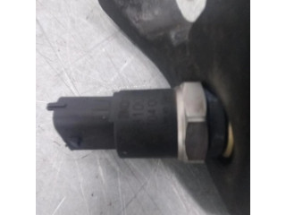 Vstřikovací lišta 0445216002   BMW 5 E39   2.9 306D1 