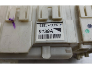 Блок предохранителей 9139A, 03815E25   Toyota Prius (XW20)    