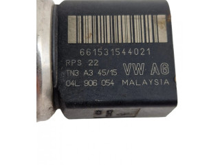 Vstřikovací lišta 04l089g, 04L130764C   Volkswagen Touran III    CRK 