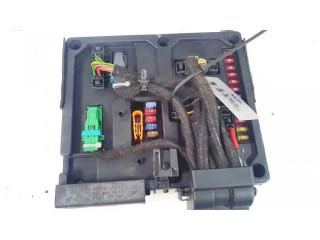 Блок предохранителей  7m0971882a, zm2114a212aa   Ford Galaxy    