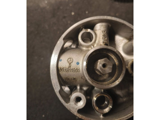 Масляный насос  651930 6511811801  Mercedes-Benz GLA W156 