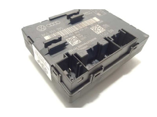 Блок управления дверью    8K0959795G   Audi A4 Allroad