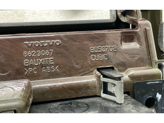 Řídící jednotka 8623067, 8650702   Volvo V50 2004