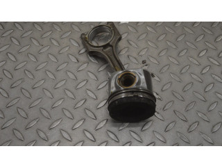 Píst    Volvo V40    D 4204 T14 
