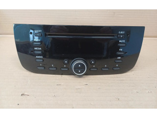 Радио/ проигрыватель CD/DVD / навигация 7356005590   Fiat Linea    