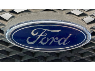 Передняя решётка Ford Mondeo Mk III 2000-2007 года IS7X8A100A      