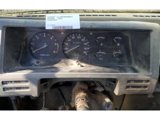 Přístrojová deska  Nissan Patrol 260 1991   