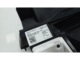 Дисплей    944201201   BMW 3 G20 G21