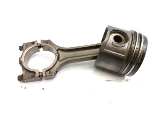 Píst    BMW 3 E46  pro naftový motor 2.0 m47 