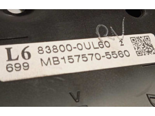Přístrojová deska  Toyota Yaris 2016 838000UL60  