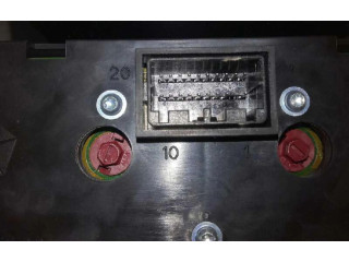 Přístrojová deska  Jeep Cherokee III KJ  04828962AB  