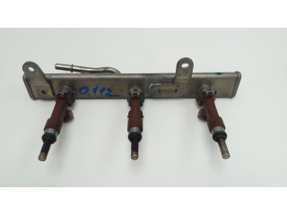 Vstřikovací lišta 175204021R   Nissan Micra K14  pro benzínový motor 1.0  