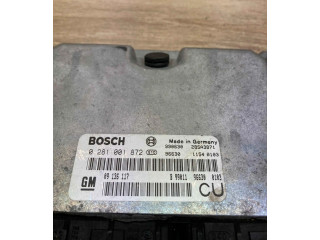 Блок управления двигателем Блок управления 09136117, 0281001872   Opel Vectra B