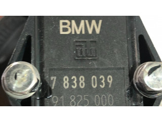 Vstřikovač 7838260, 56667   BMW M3  pro benzínový motor 3.0  