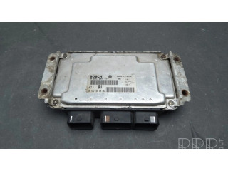 Блок управления двигателем Блок управления 0261207477, 9643218980   Peugeot 206