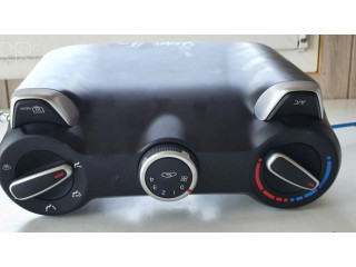 Блок управления климат-контролем 97250H8500   KIA Stonic