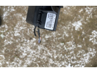   Pojistková skříňka 32142591   Volvo XC60 2022