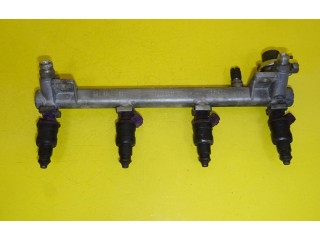 Vstřikovací lišta 90411552, 90411551   Opel Omega B1     