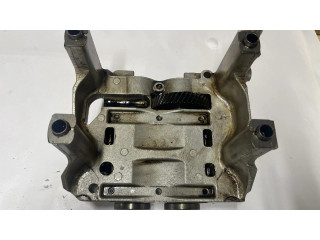 Масляный насос   FB5E6K360BE  Ford Mustang VI 2.3