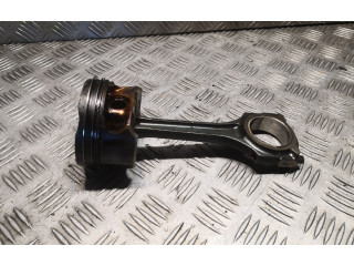 Píst 2700300420, A2700300420   Mercedes-Benz CLA C117 X117 W117    M 270.910 