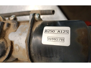 Моторчик дворников 8250A146, 8250A146    Mitsubishi L200