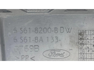 Передняя решётка Ford Fiesta 2006-2008 года 6S618200BDW, 6S618A133      