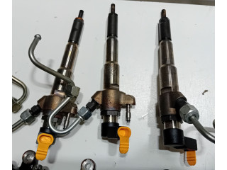 Vstřikovač 1660000372R, 175217543R   Nissan Navara D23     