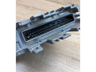Řídící jednotka 039906024D, 5WP4174   Audi A6 S6 C4 4A 1994