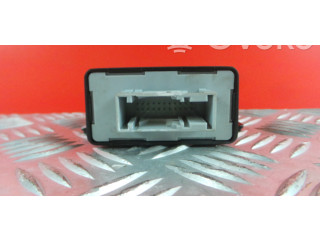 Блок комфорта 8P0907357K, 5LA008379-06   Volkswagen Scirocco   