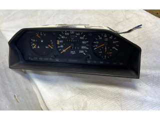 Přístrojová deska  Mercedes-Benz E W124 1990 1244407311  