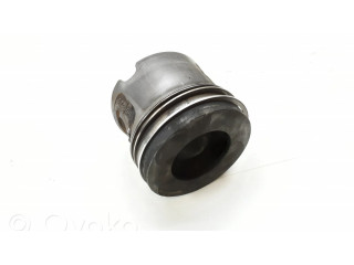 Píst 0840BB   BMW 3 E90 E91  pro naftový motor 2.0  