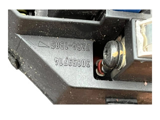   Pojistková skříňka 30859714, 72541985   Volvo S40, V40 2002