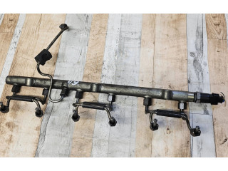 Vstřikovací lišta 0445216002   BMW 5 E39  pro naftový motor 2.5  