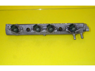 Топливная рампа 857013   Renault Scenic I  