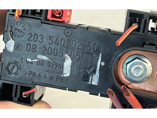   Pojistková skříňka 2035400250   Mercedes-Benz Vito Viano W639 2007
