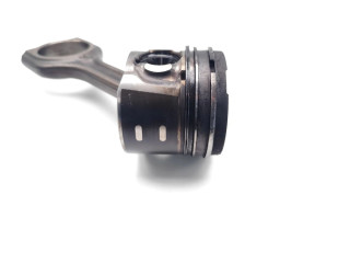  Поршень с шатуном 9HT(DV6BTED4) 9HT  Peugeot Partner  