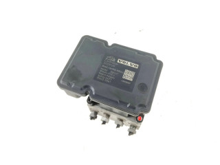 Jednotka ABS 31329139, P31400543   Volvo XC70 2013