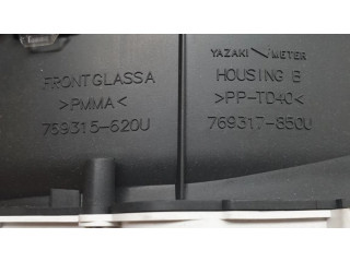 Přístrojová deska  Volvo S60 2011 31473467, 769315  